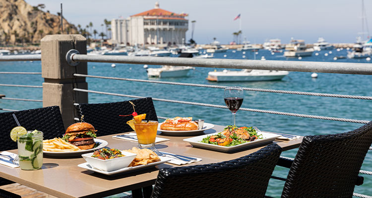 a dining experience at Bluewater Avalon