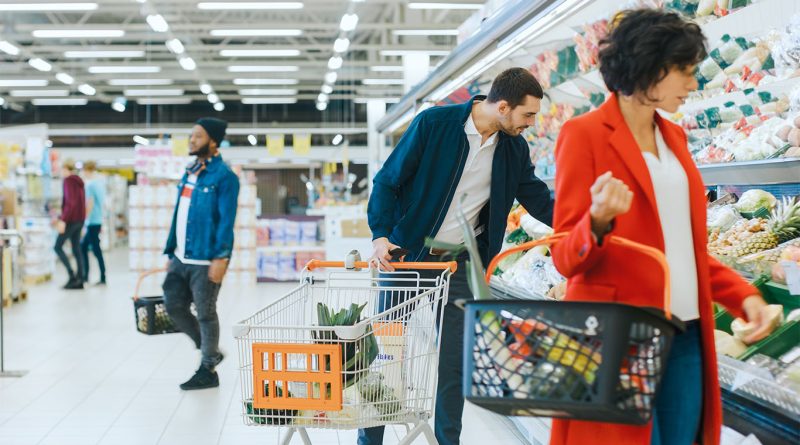 Shoppers selecting groceries in a US supermarket amid rising food insecurity rates